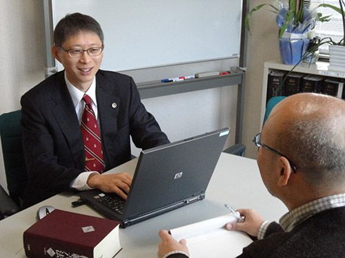 弁護士 田中礼司